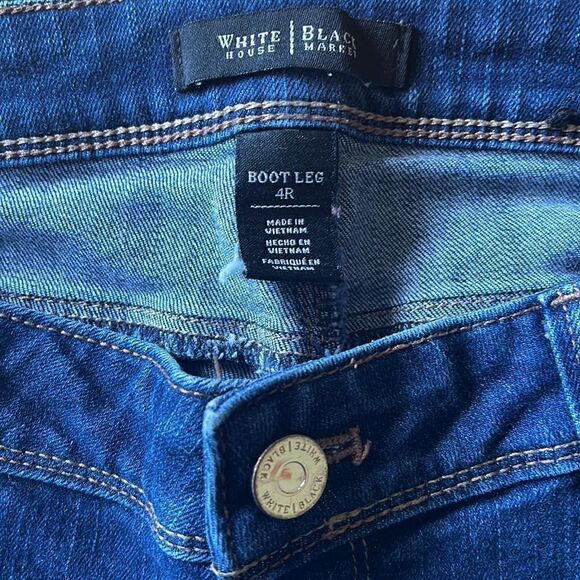 EXCELLENT CONDITION WOMEN’S SIZE 4R WHITE HOUSE BLACK MARKET BOOT LEG JEANS - Picture 4 of 7